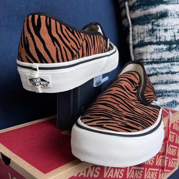 Vans Slip-On Sf Animal Stripes Black Marshmallow WMNS - Picture 12 of 16